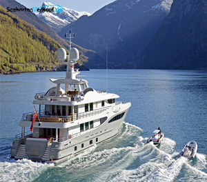 maritimer Kalender 2012 Superyachten Monat 12